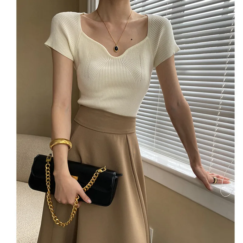 

Spring Summer V-neck Short Sleeve Knit T-Shirt Women Slim Fit Solid Color Female Tops