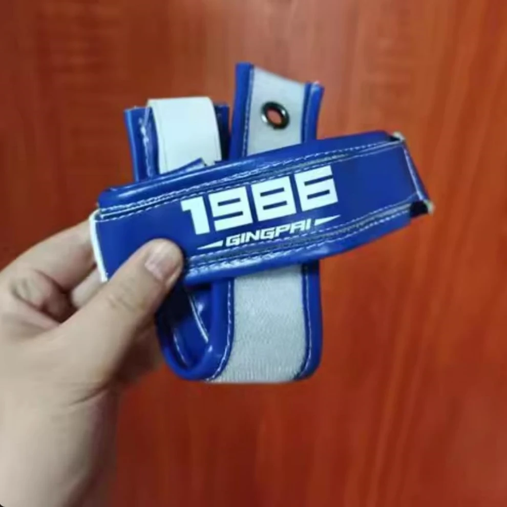 Self Lace Up Boxing Gloves For Muay Thai - Image 3