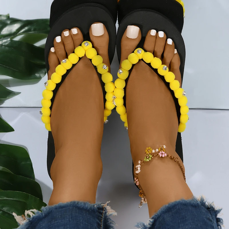 Рисунок 6 - Шлепанцы женские повседневные