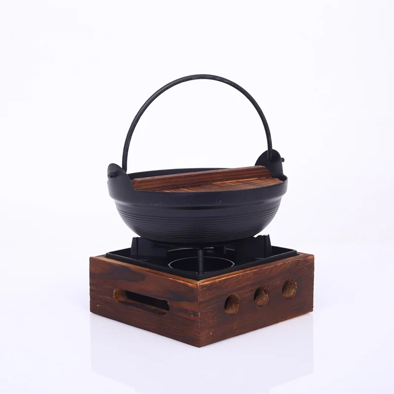 Nambu Ironware Cast Iron Sukiyaki/Dumpling Pot with wooden Lid 24cm 20