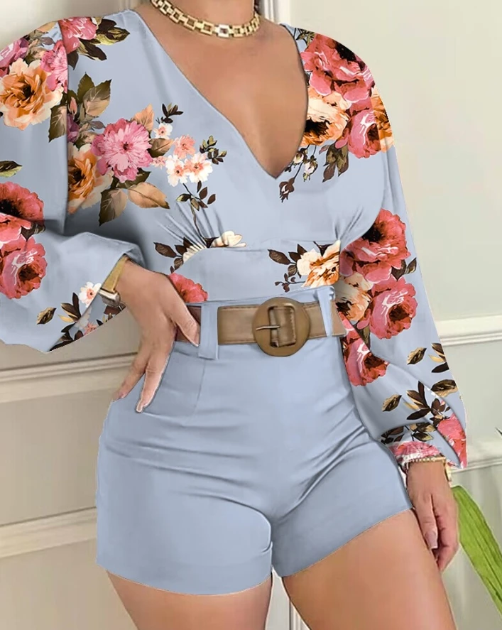 Two Piece Set Women Outfit Summer Fashion Floral Print Lantern Sleeve Plunge Ruched Top & Casual Daily Shorts Set Without Belt