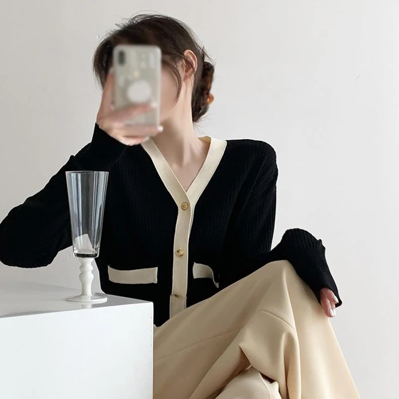 

Cardigan Sweater Women's Spring and Autumn Small Fragrant V-neck Coat Short Bottom Shirt Top