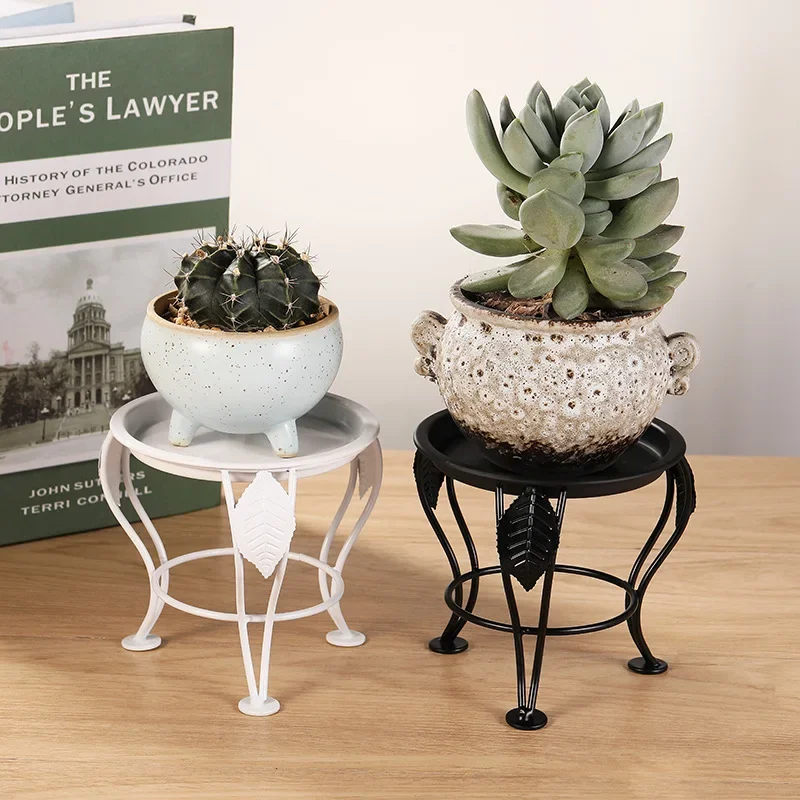 Mini Floor Standing Three Legged Potted Plant Stand Office Desk Succulent European Style Living Room Balcony Iron Flower Rack