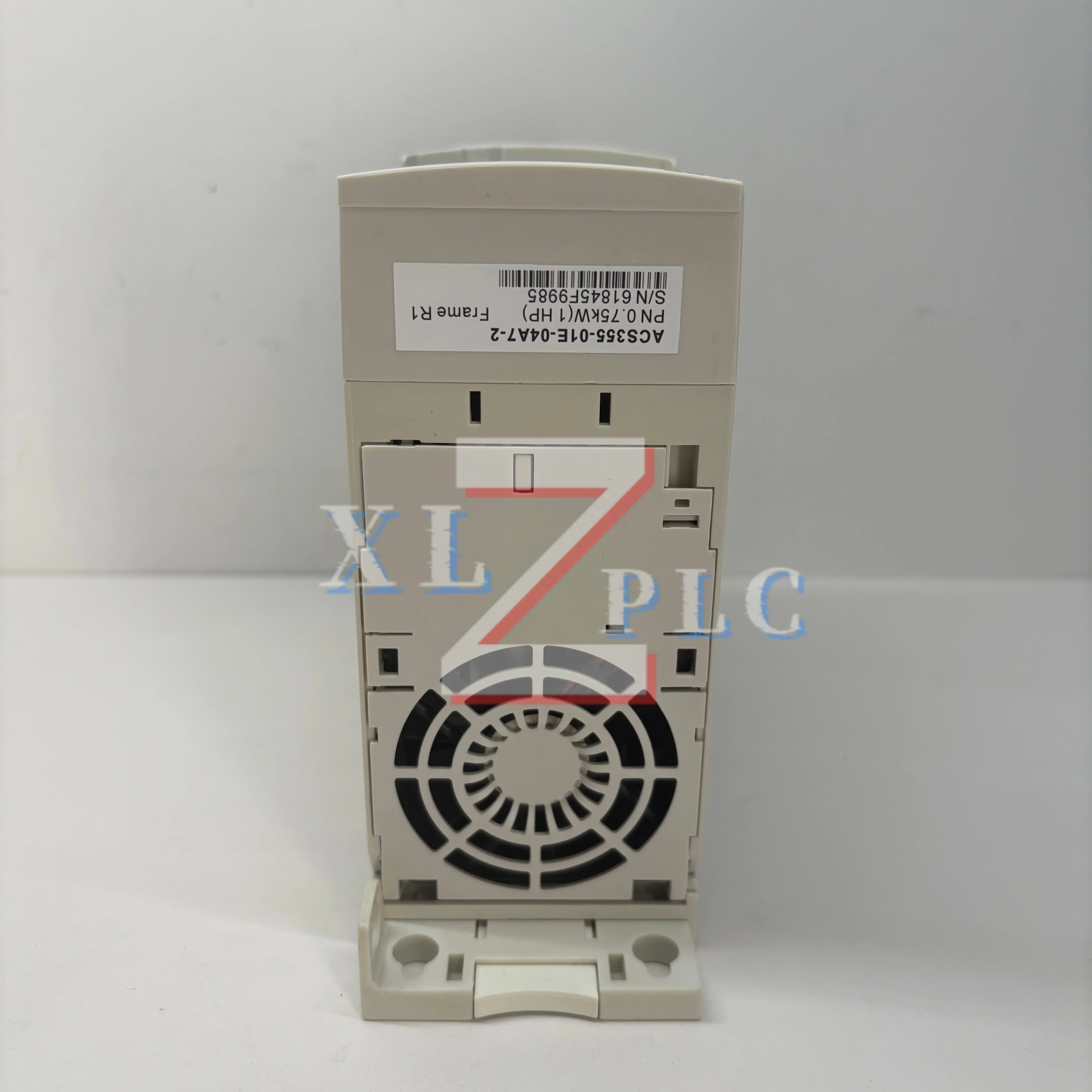 ACS355-01E-04A7-2 주파수 변환기 신제품