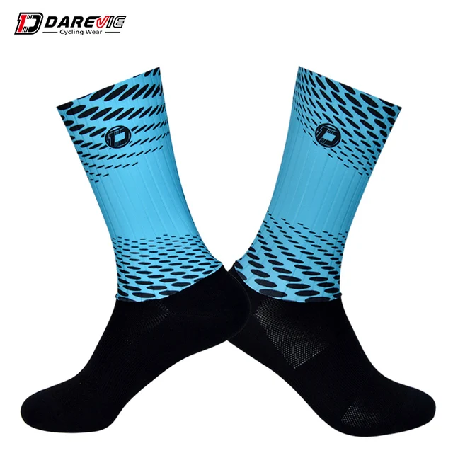 DAREVIE Men Cycling Socks Anti-Slip Bike Sock Professional High Speed Aero Breathable Racing MTB Road Women Cycling Sockings Blue-black