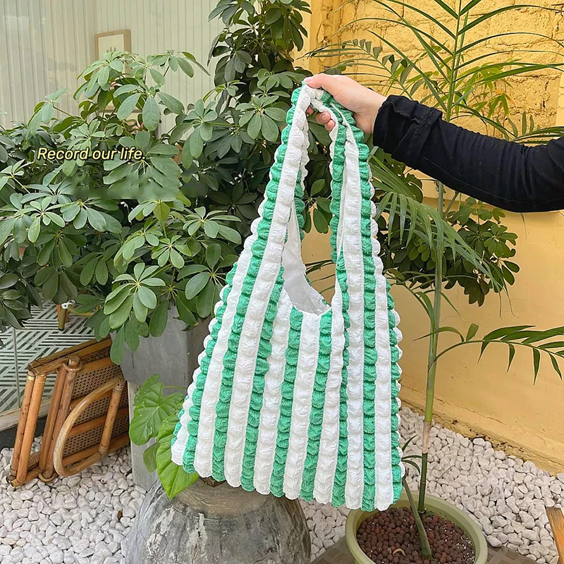 Women Fashion Underarm Shoulder Bag Space Cotton Puff Large Capacity Handbag and Purse For Female Travel Casual Shopping Tote