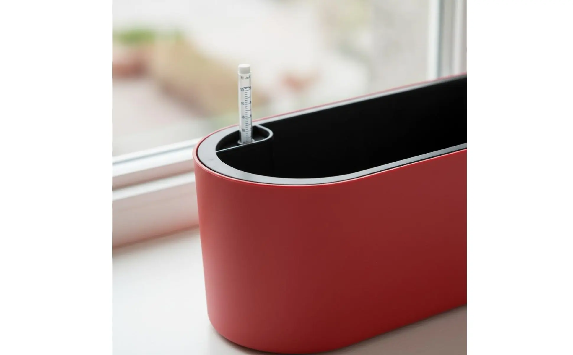 Rectangular Flower Pot with Legs Wall-Mountable Rectangular Hanging Planter Hanging Railing Planter Minimalist Design for Office