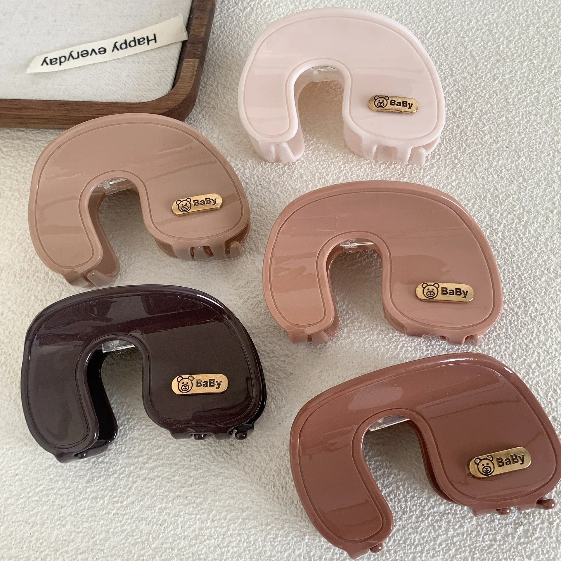 Рисунок 3 - Новинка корейские заколки для волос