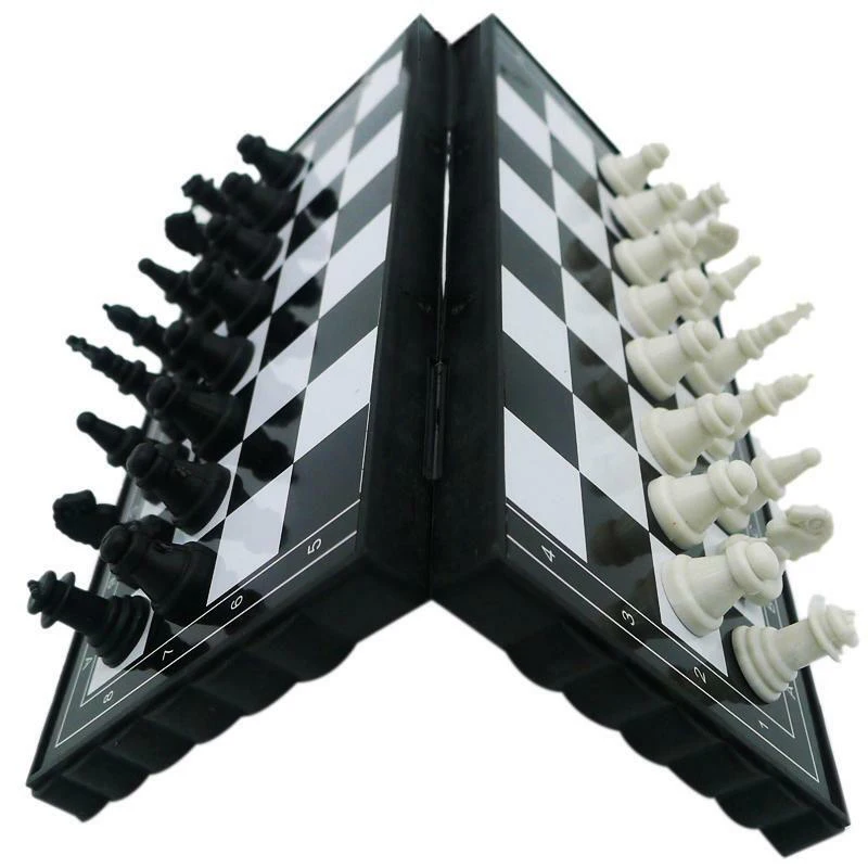 

1set Mini International Chess Folding Magnetic Plastic Chessboard Board Game Portable Kid Toy Portable 2022 Drop Shipping