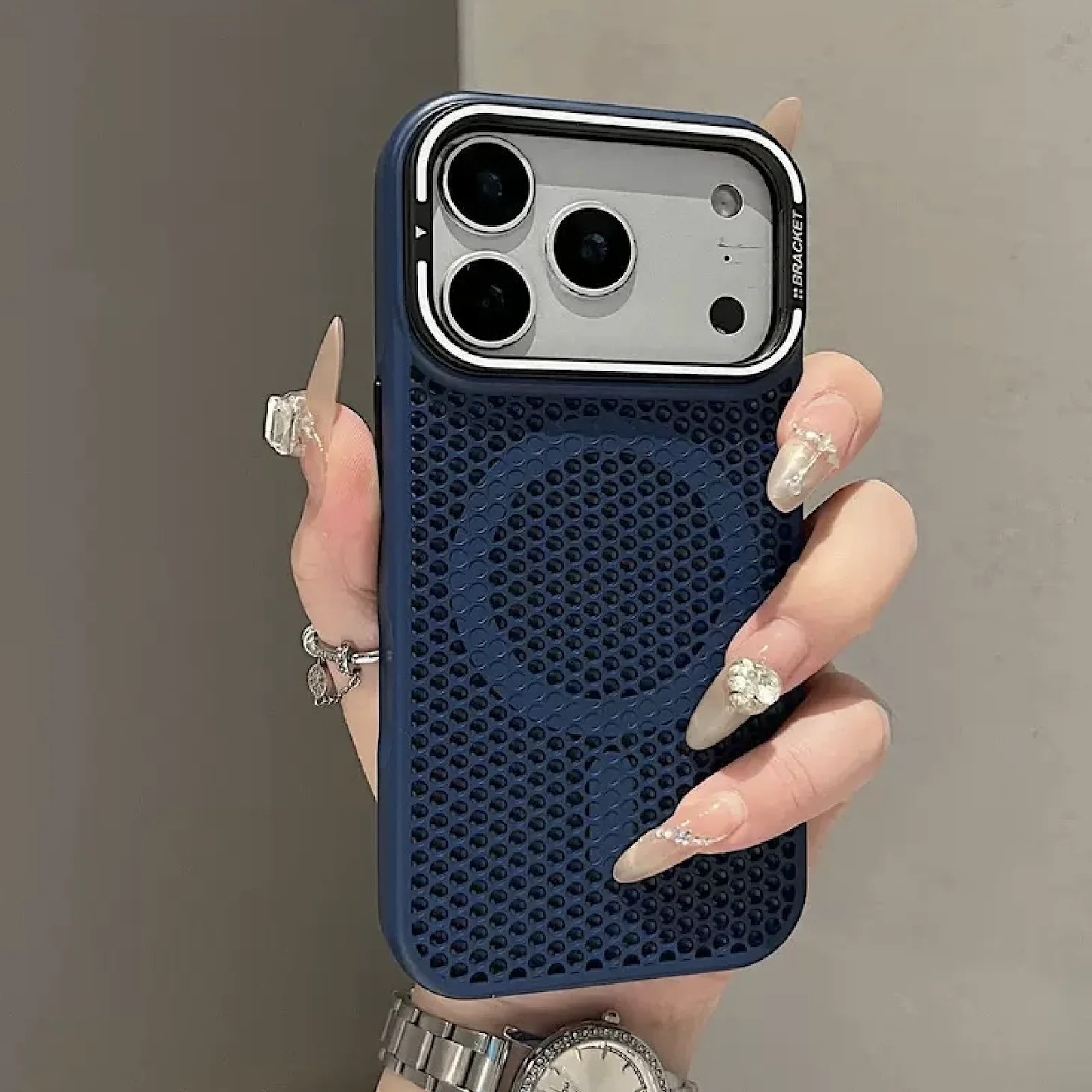 Honeycomb Silicone Protective Case with Magnetic Suction and Stand Function