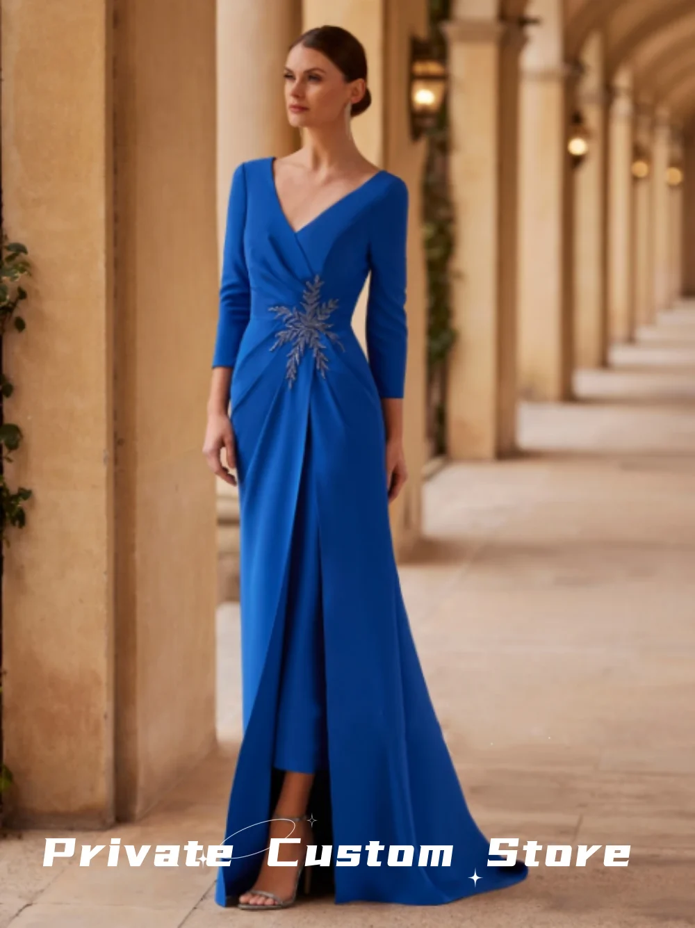 

Платье невесты с V-образным вырезом и рукавом 2024