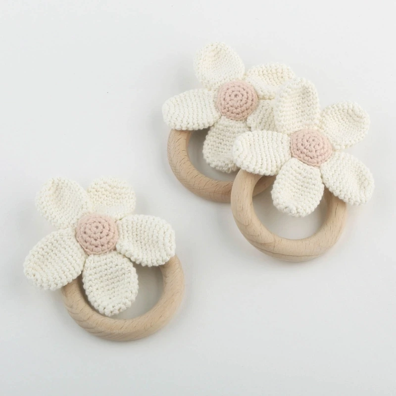 

1PC Crochet Flower Rattle Toy Soother Bracelet BPA Free Wooden Teether Ring Baby Product Mobile Pram Crib Wood Toy Newborn Gifts