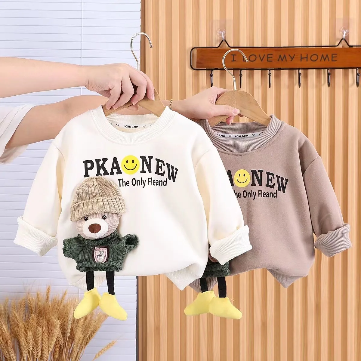 

Children's Plush Sweater Winter All-in-one Plush Boys and Girl Top Round Neck Thickened Warmth Autumn And Winter Baby Clothing