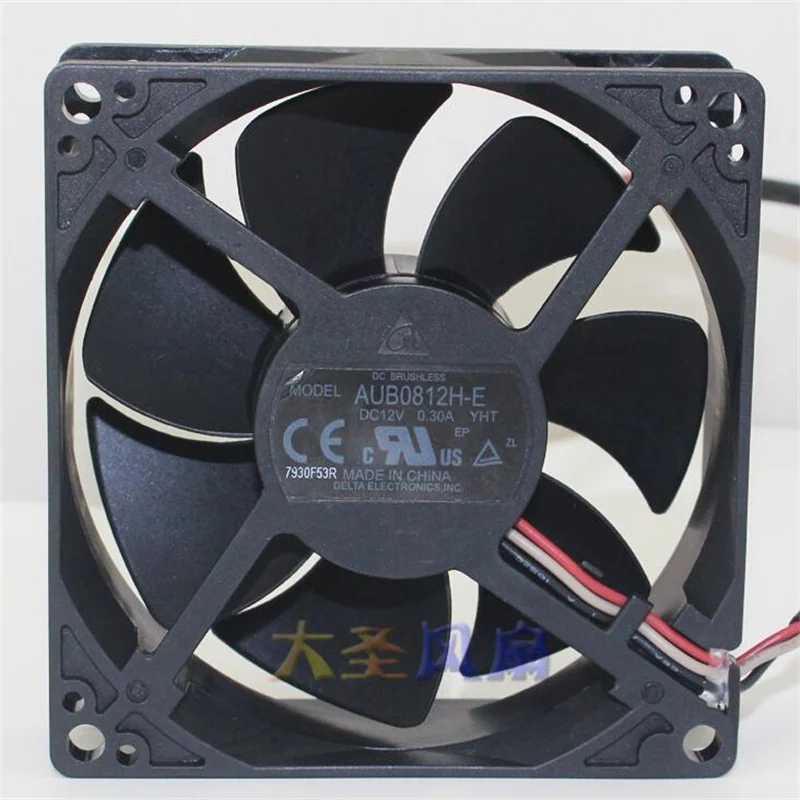 Ventilateur CPU 80x80x25mm PWM 4 Pins - AUB0812VH, 4000 RPM, 38.55 CFM - Pour Refroidissement PC