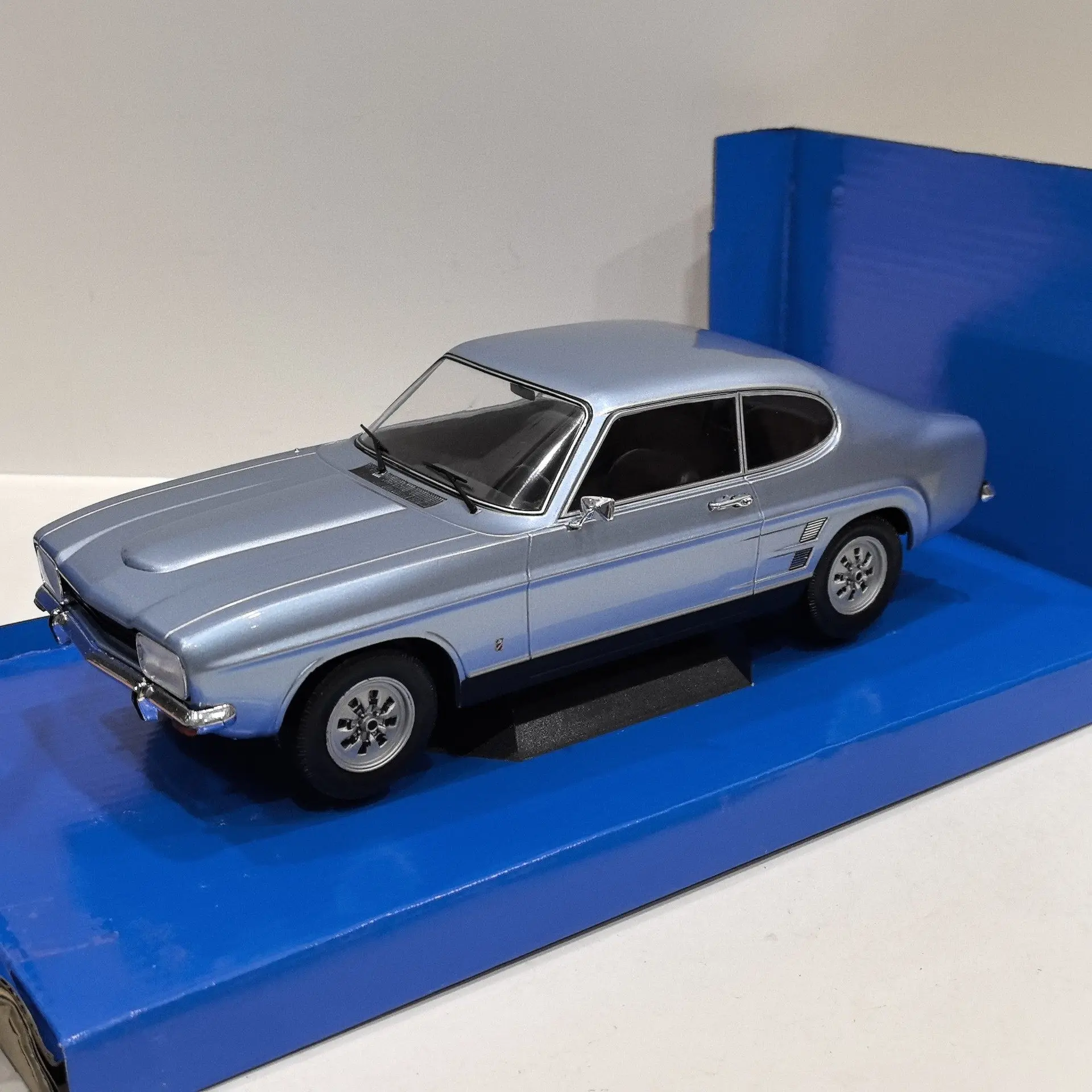 다이캐스트 MCG 1/18 스케일 카프리 MK I 1973 E1 합금 자동차 모델