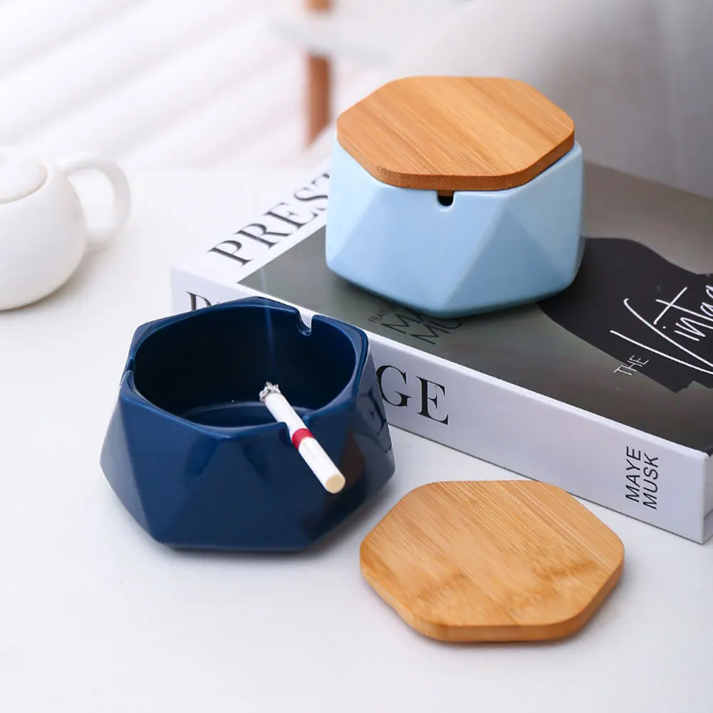 Modern Ceramics Ashtrays With Bamboo-Lid Portable Ashtrays Tray Home Decorative Desktop Ashtrays Mini Trash Can For Cigarettes