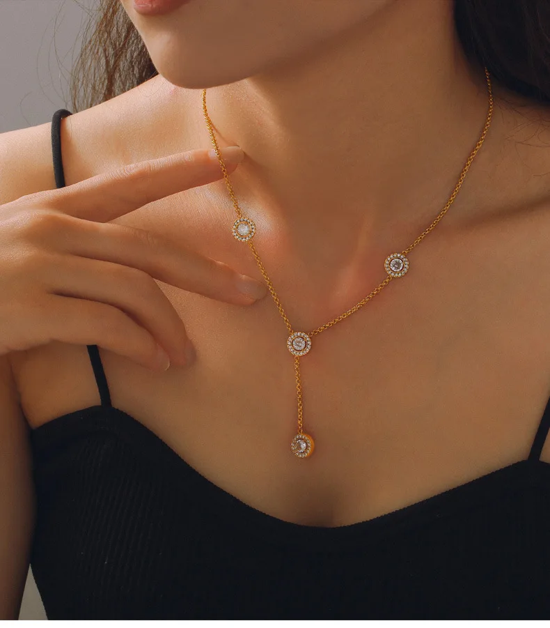 Neue Runde Luxus-Strass-Anhänger-Halskette für Damen, Edelstahl Lange Elegante Halskette, Nicht Verblassender Schmuck Großhandel – Detail 4