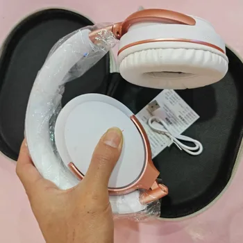 Universal Bose QC65 Bluetooth Headphones – Foldable with Mic & Case 1