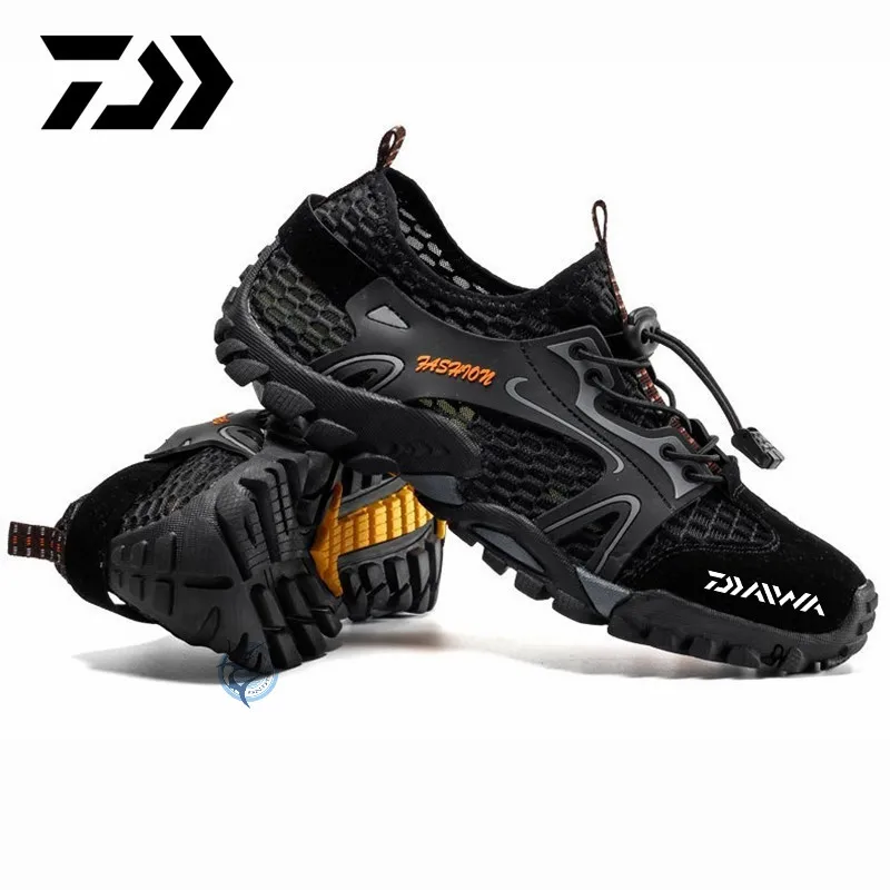 Daiwa Men's Mesh Breathable Water Shoes Beach Nonslip Outdoor Sports