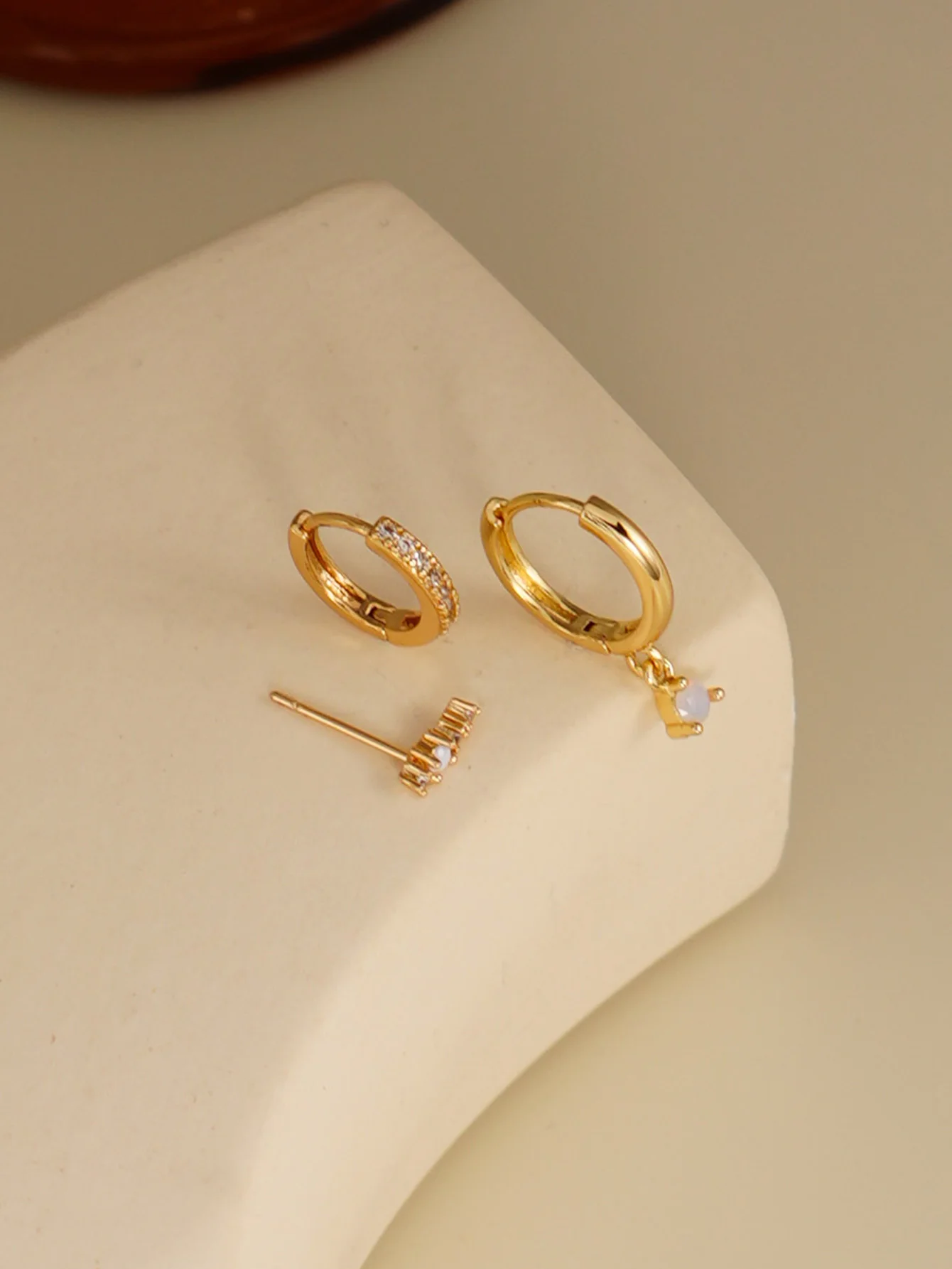 3pcs Minimalist Synthetic Zircon Inlaid Earrings for Women