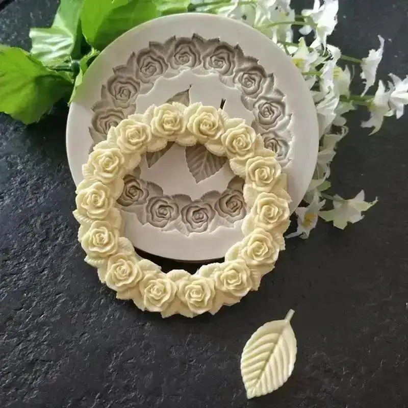 Creative Rose Flower Garlands Leaves Silicone Molds DIY Chocolate Candy Baking Molds Cake Decoration Rose Ring Baking Molds