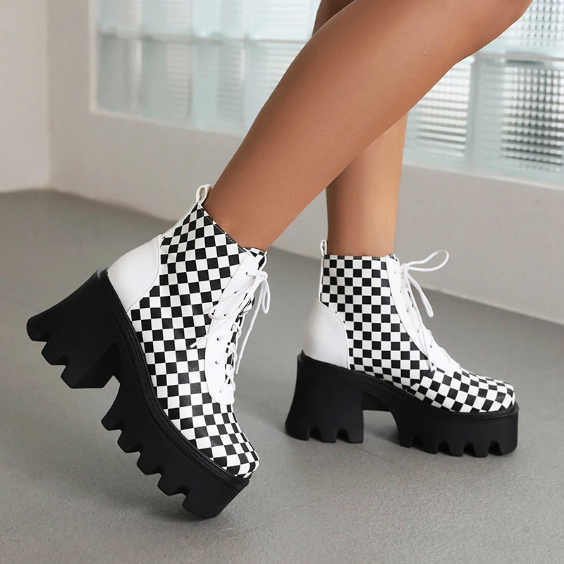 Mollyshoe Checkerboard Pattern Lace Up Chunky Sole Boots