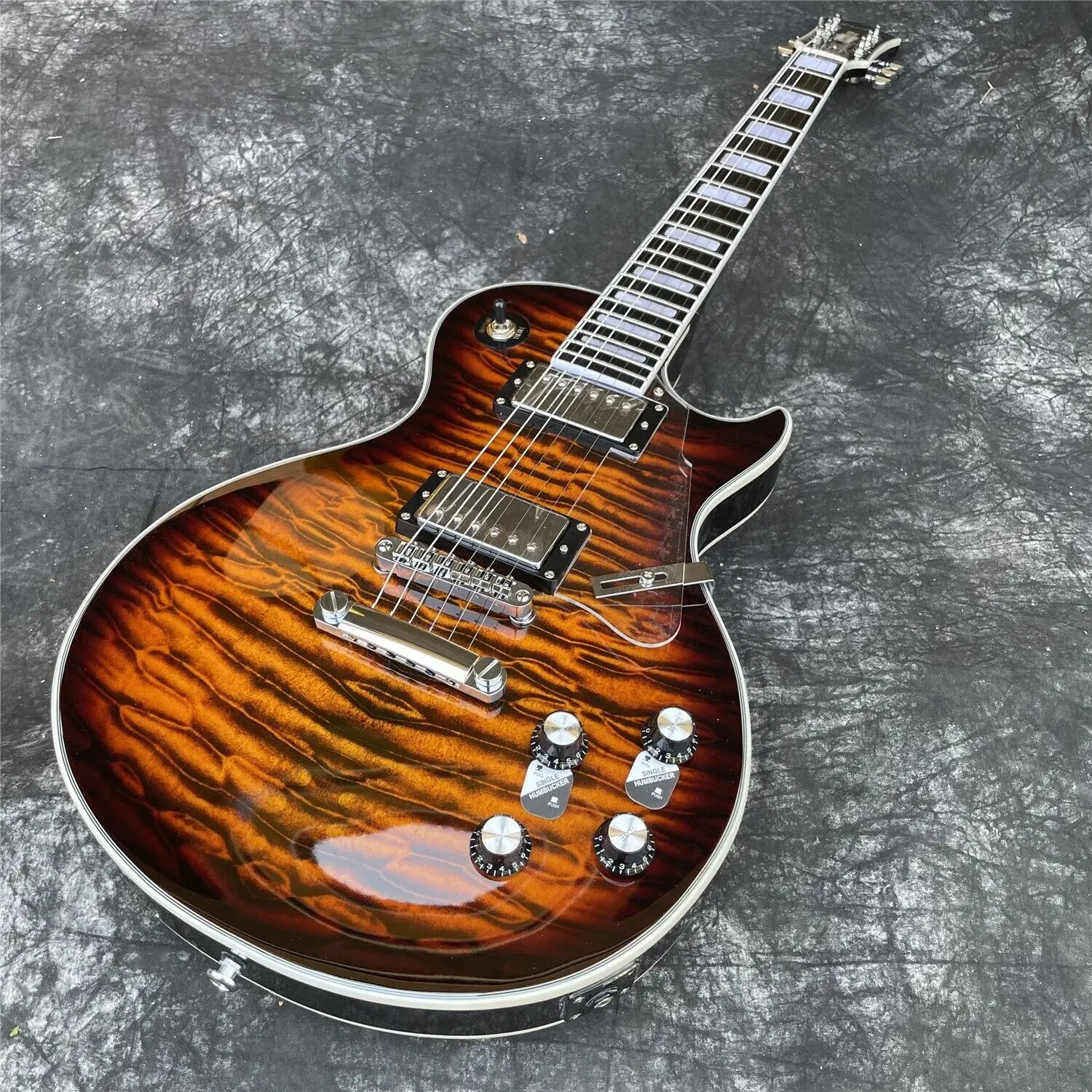 

New Arrival Grote Vintage Burst Coils Splitting Solid Wood Electric Guitar