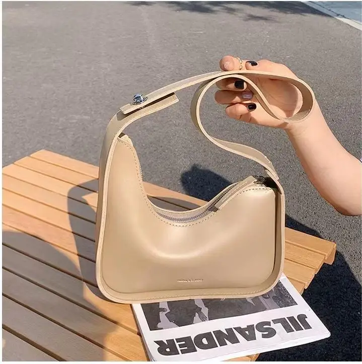 

2023 Luxury Leather Crossbody Women Bags Casual Shoulder Bag For Women Satchels Wide Straps Fashion Bag Handbag