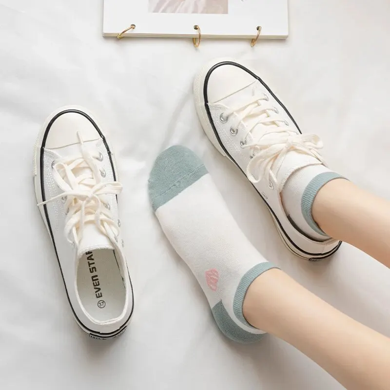 6 Pairs of Women's Spring and Summer Cute Bears Sweet Heart-shaped Stripes Fashion Trend Comfortable Low-cut Socks 5