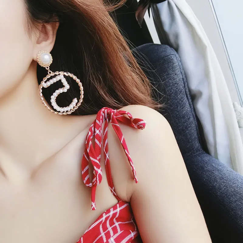 Fashion simulated pearls letter 5 long charm dangle earrings for women dangle earrings pearl earrings long earrings