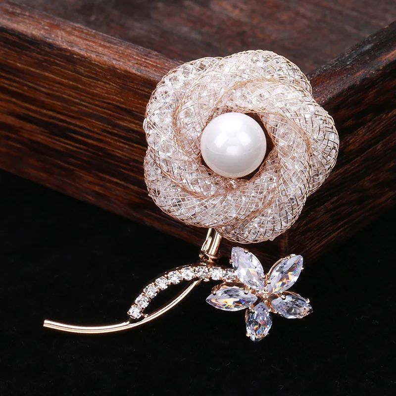 gyujnb Flower Brooches for Women Business Corsage Banquet Brooch Accessories Clothing Rhinestone Brooch Women's Brooch Brooches for Women Fashion Large, Size