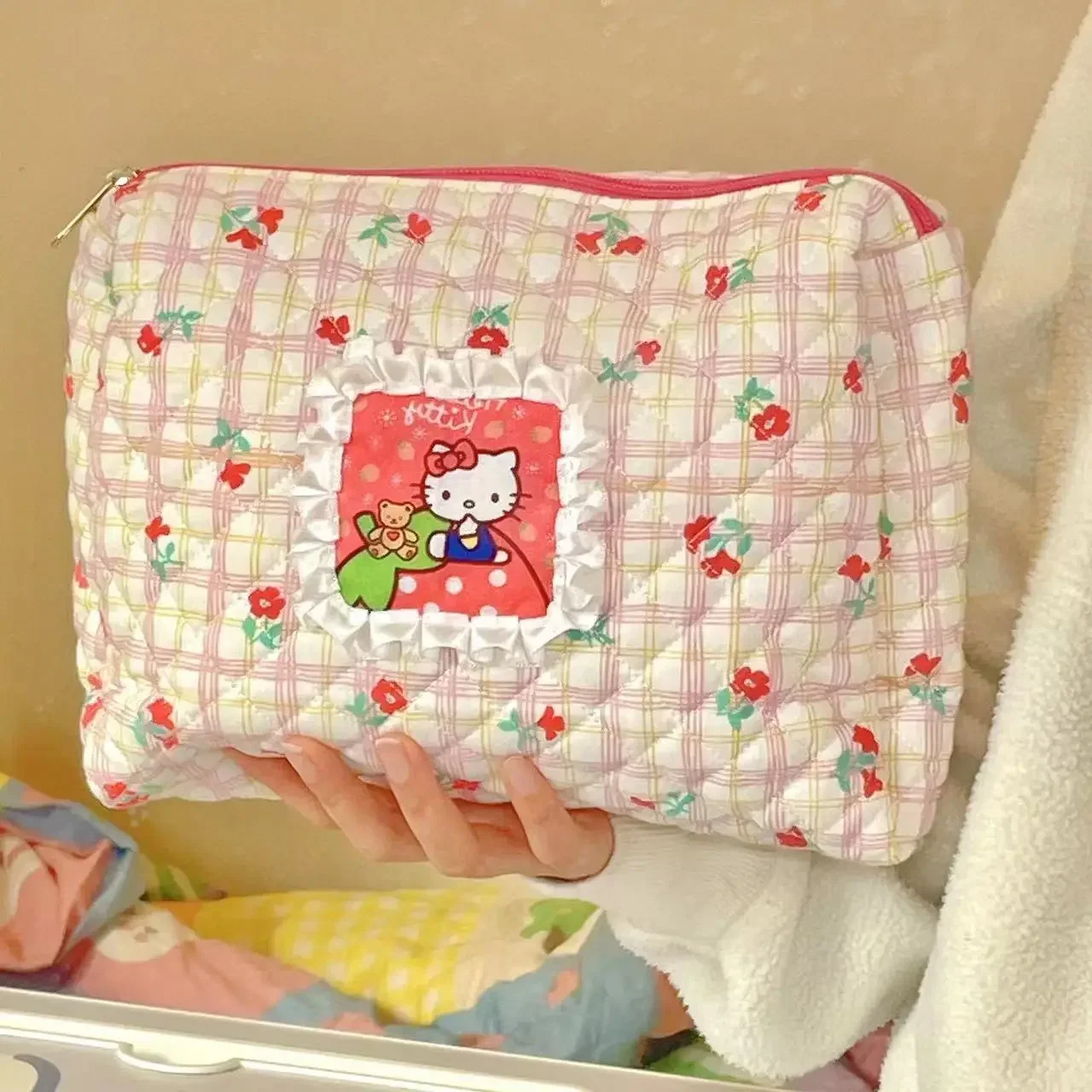 Kawaii Sanrio Hello Kitty Cute Cosmetic Bag Anime Cartoon Pattern Beauty Makeup Toiletry Storage Travel Bag Toy Girls Gifts