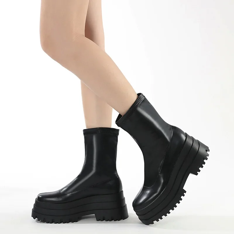 

New Sexy Chain Women Leather Autumn Boots Block Heel Gothic Black Punk Style Platform Shoes Female Footwear High Quality