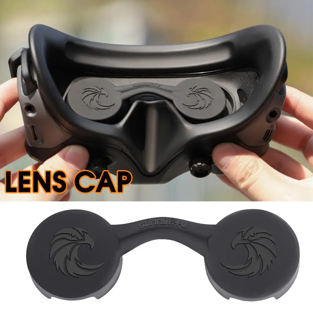 Main tenant l'étui de protection pour lentilles FPV Sunnylife Eagle, démonstration de la flexibilité du silicone.
