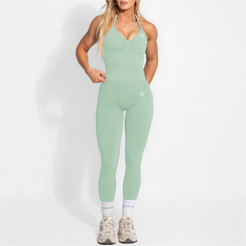 LIGHT GREEN