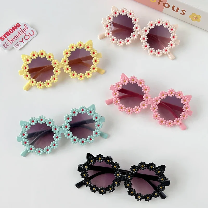 Fashion Sunglasses Kids Sunglasses Children Sunglasses Girls Boys Cute Round Daisy Ears Colors Sunglasses UV400 Children Fashion Outdoor Sun Protection Sunglasses Kid Sun Glasses