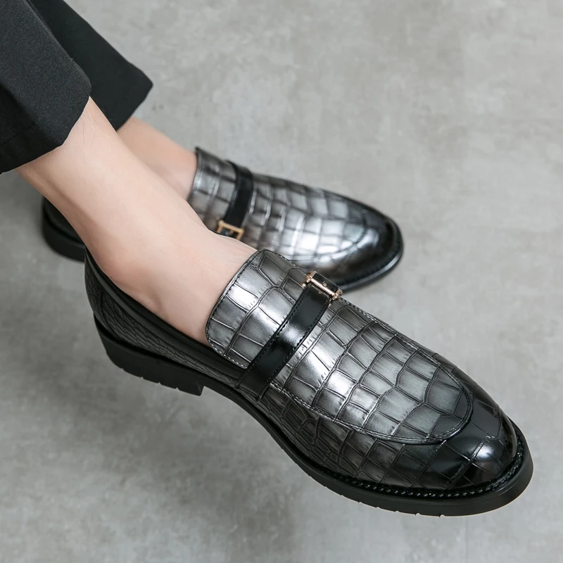 Luxury Leather Shoes Designer Men Casual Office Bussiness Grey Pointed Low-heel Loafers Mens Wedding Dress Male Shoes Mens Shoes 2