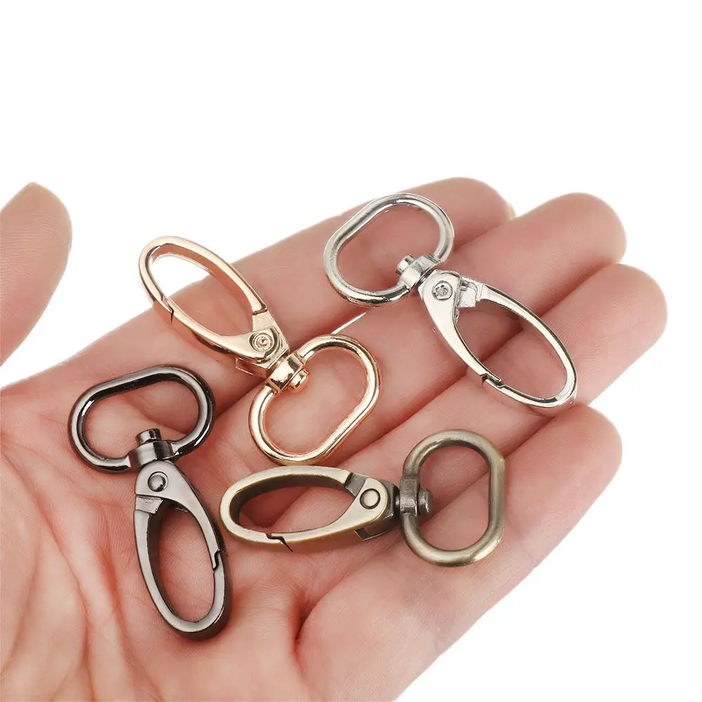 Рисунок 2 - Аксессуары с цинковым покрытием