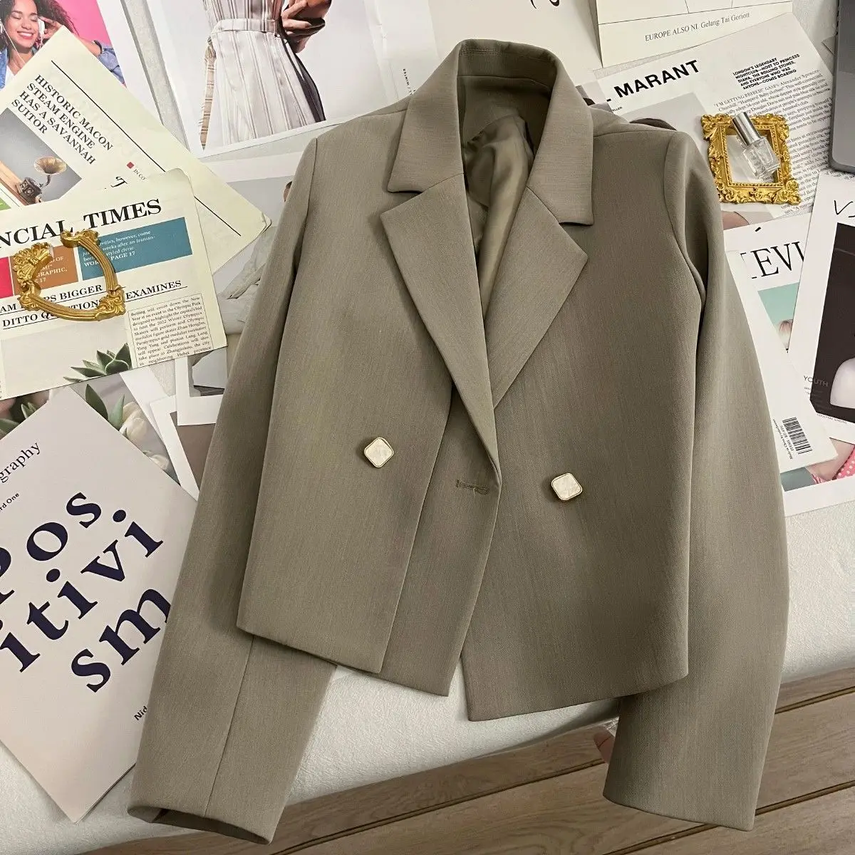 2023 Spring and Autumn New Grey Green Suit Coat Women's Spring Wear Short Casual Suit  blazer feminino
