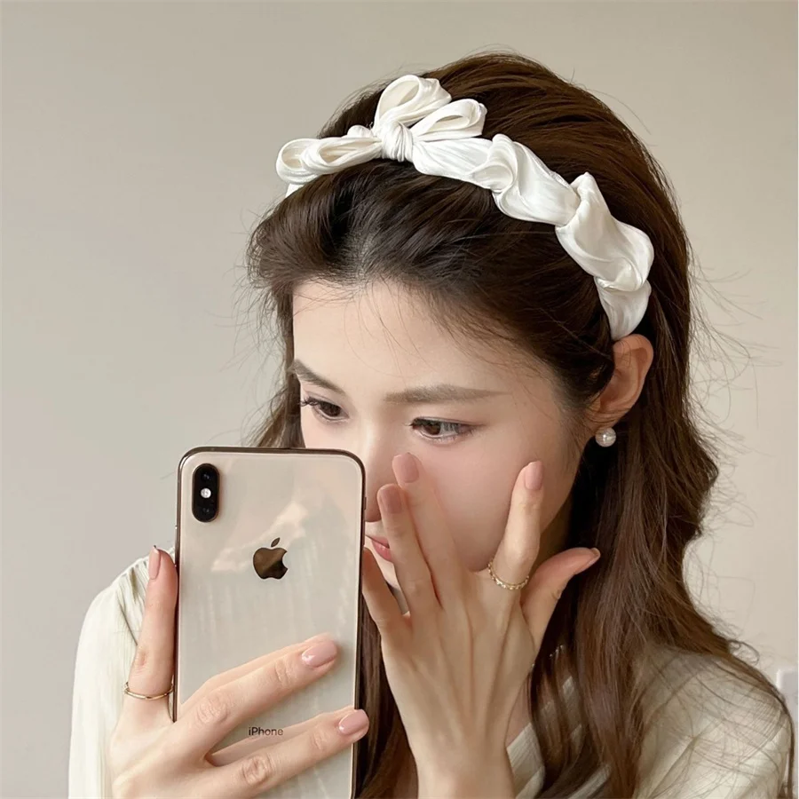 Fashionable high-end silky pleated age-reducing bow headband headband for women new mesh crystal versatile accessories