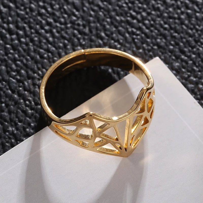 Edwardian Antique Gold, Diamond & Ruby Set Fox Head Ring - Size Q (Cod –  Blue Cherry Antiques