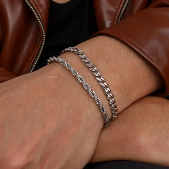 1779-e6f665.png Chain bracelets, made of stainless steel with Cuban links