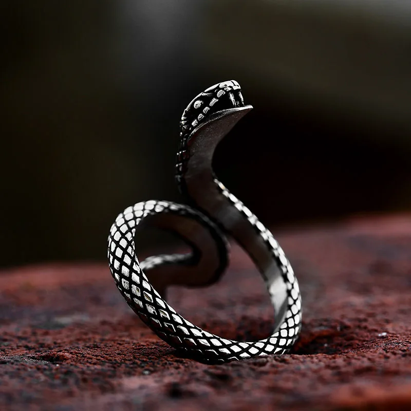 

Stainless Steel Men Rings Snake Animal Punk Trendy for Women Biker Fashion Jewelry Halloween Creativity Gift Wholesale