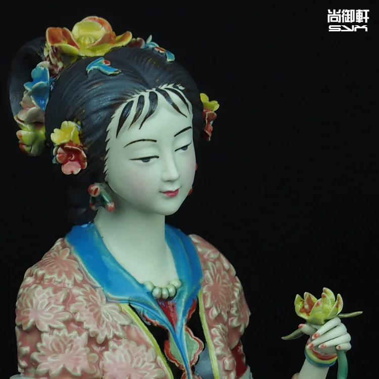 Shiwan doll master of fine ancient characters of a dream Red Mansions twelve Jinling Chai Jia Xichun ceramic ornaments crafts