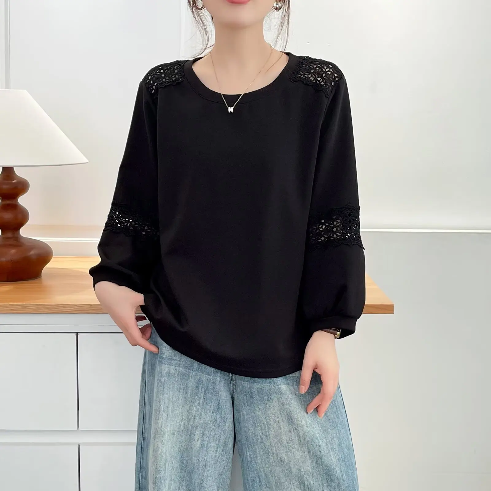 Plus Size Women's T-Shirt Autumn Fashion Lace Hollow Out Patchwork Round Neck Top 2507