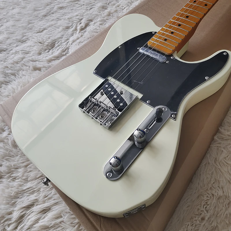 

Classic popular electric guitar, professional quality assurance, professional performance level, free delivery to home.