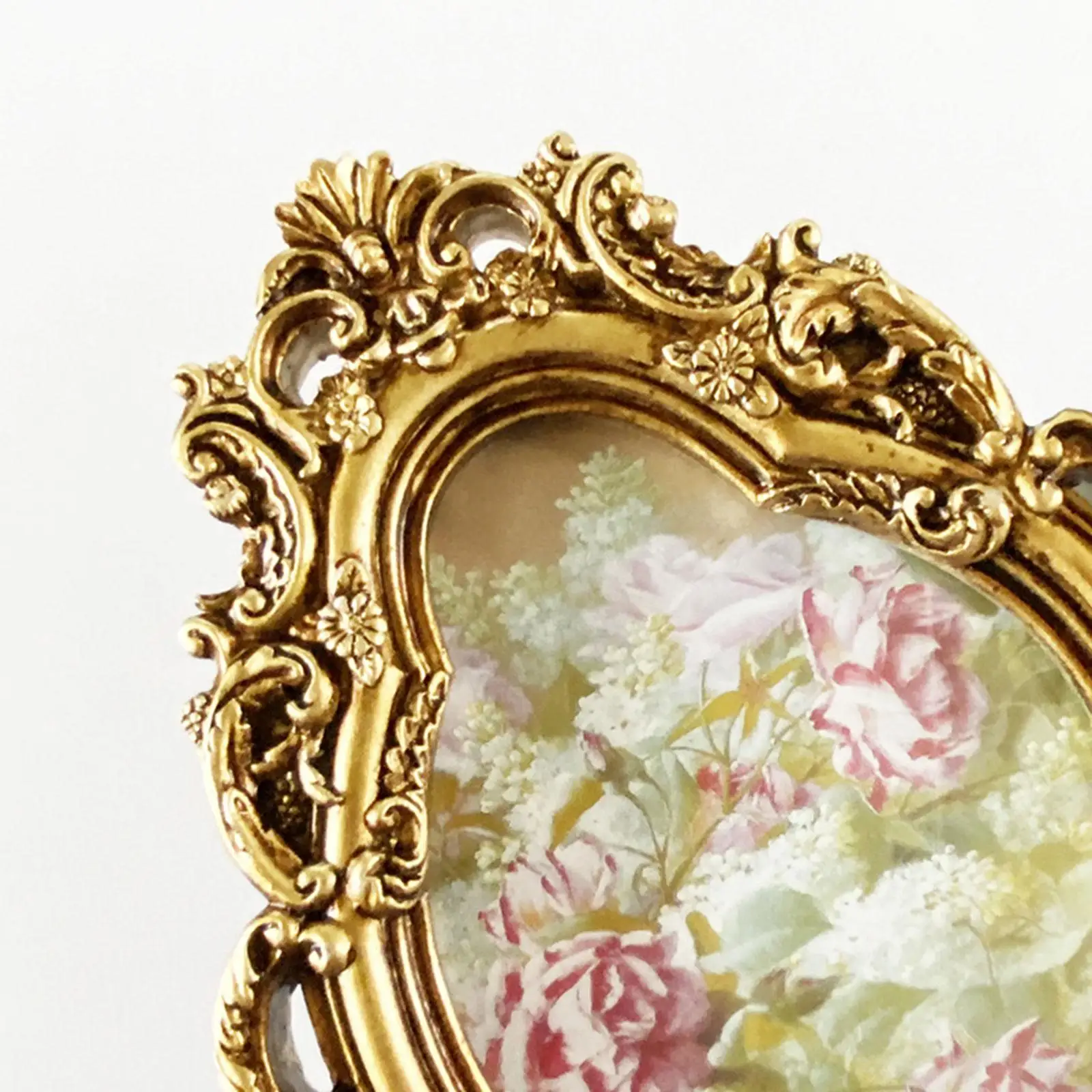 Resin Photo Frame Antique Style Tabletop Wall Hanging Elegant Embossed Picture Frame for Living Room Home Decoration