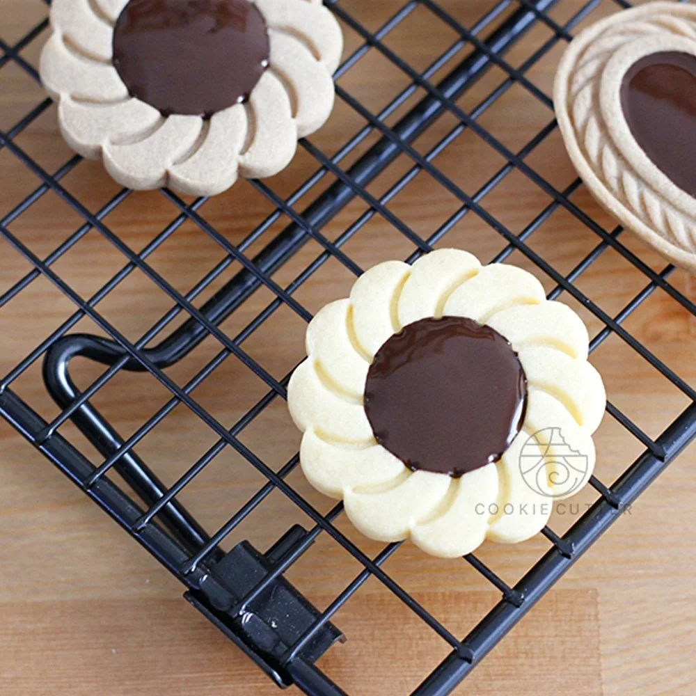 Valentine's Day Sandwich Biscuit Mould 3D Cookie Embossing Mould Flower Love Heart Fruit Animal Shaped Baking Cake Mold Set