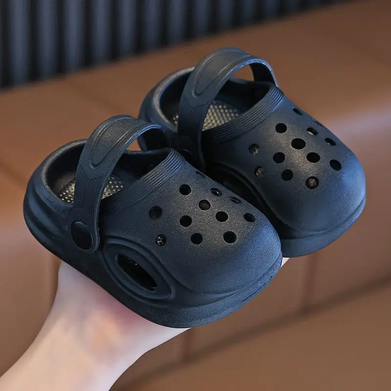 2026 Neue Kinder-Strandschuhe für den Sommer – Coole Outdoor-Slipper für Jungen und Mädchen, rutschfeste Baby-Slipper für draußen