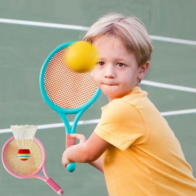 Portable Badminton Rackets And Sticks, Suitable For Competitions, Made Of Durable Materials And With A Long-lasting Grip. 3